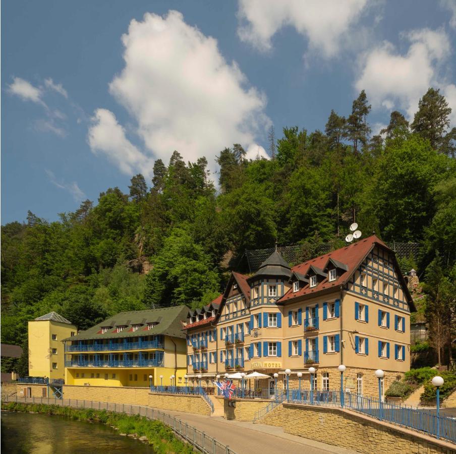Hotel Praha Hřensko Exteriör bild